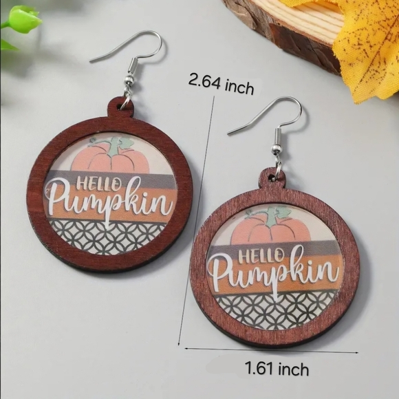 Hello Pumpkin Earrings - Picture 2 of 2